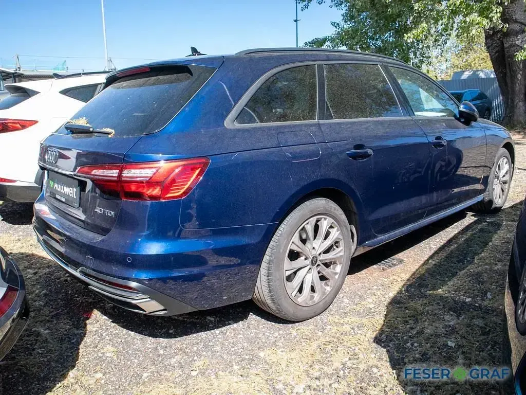 Gebraucht Audi A4 Ambiente 204 PS (150 kW) 2022 Navarrablau metallic Kombi