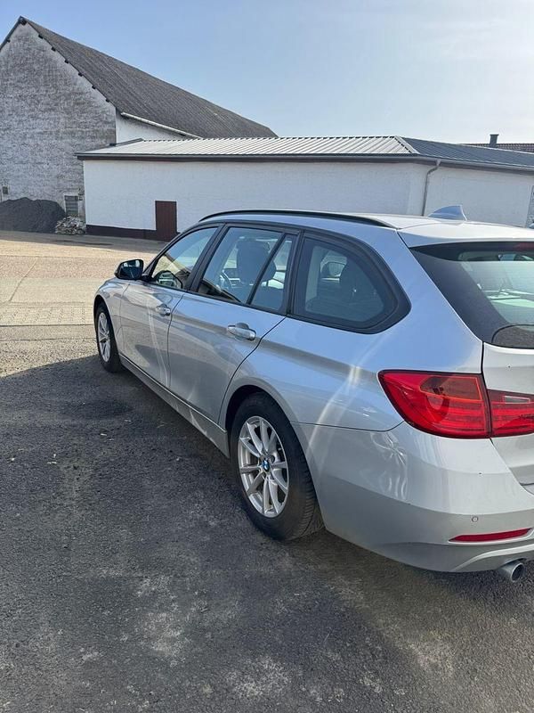 Usado BMW 316 116 HP (85 kW) 2013 Prateado Carrinha