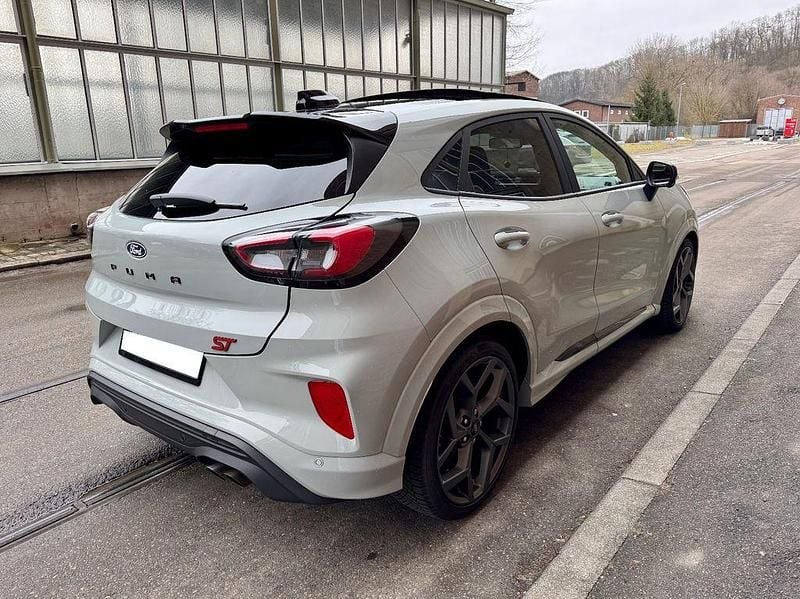 Gebraucht Ford Puma ST 160 PS (117 kW) 2024 Grau SUV