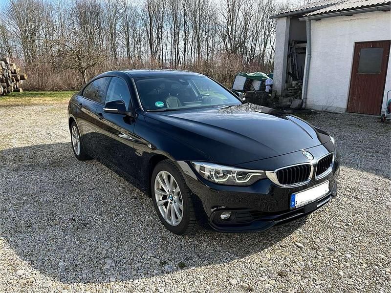 Schwarz Gebraucht 2018 BMW 430 Sport Line Coupé | 27.000 € (Etwas zu teuer) - Bild 1/4
