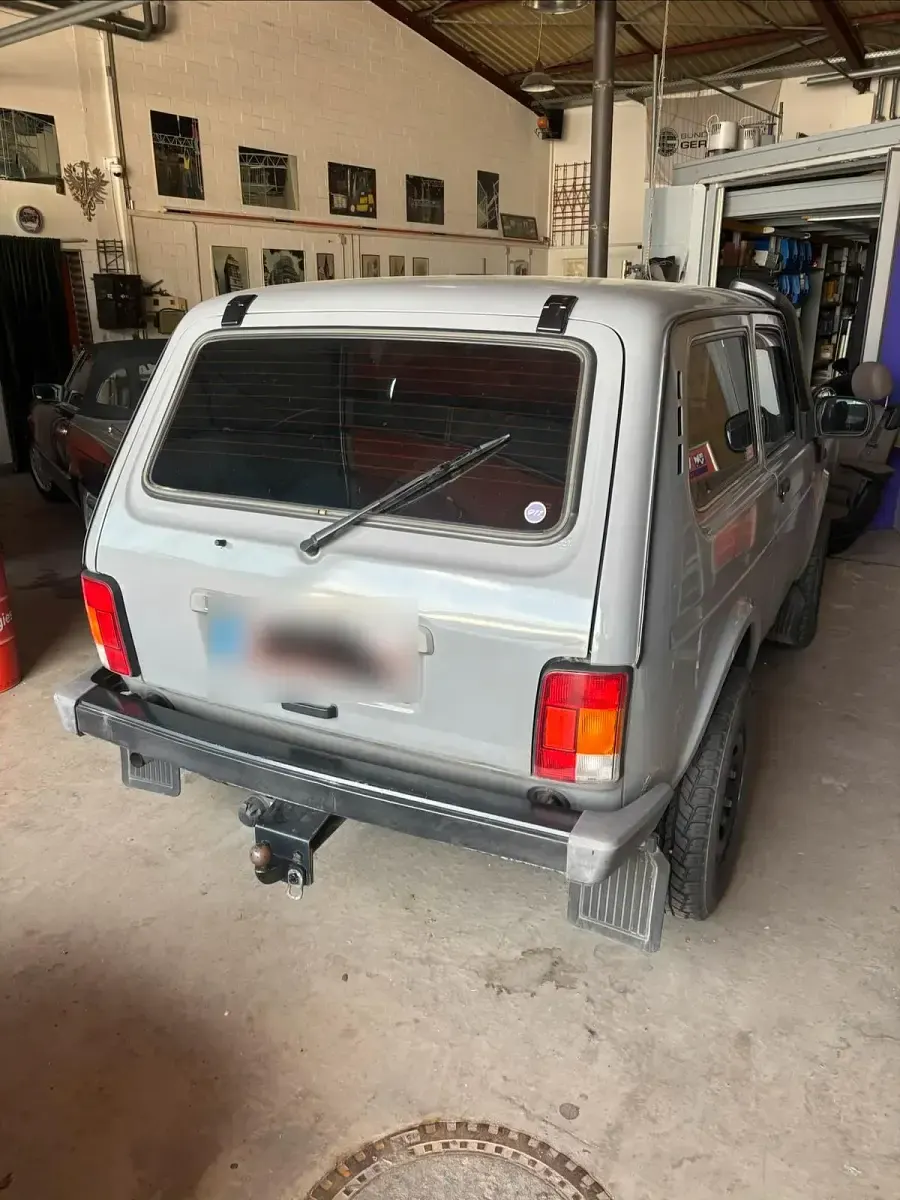 Gebraucht Lada Taiga 83 PS (61 kW) 2014 Grün SUV