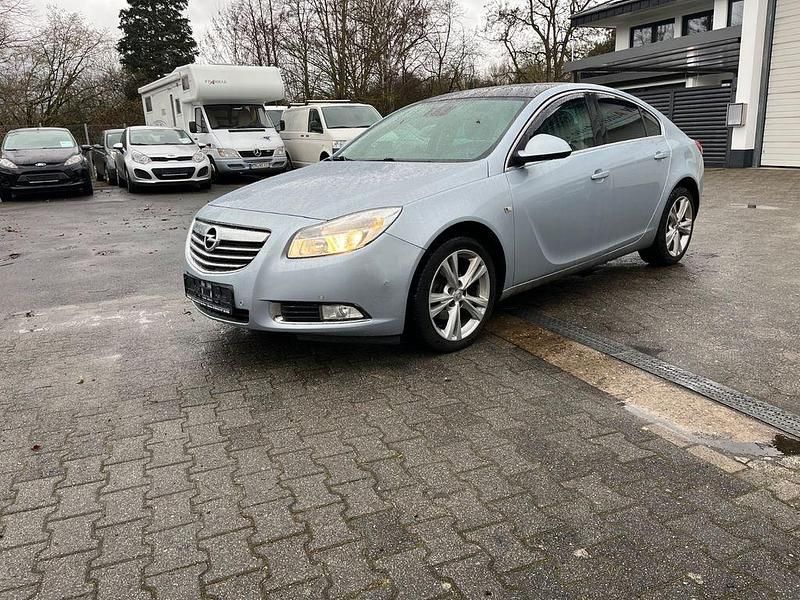 Gebraucht Opel Insignia Edition 160 PS (117 kW) 2012 Silber Limousine