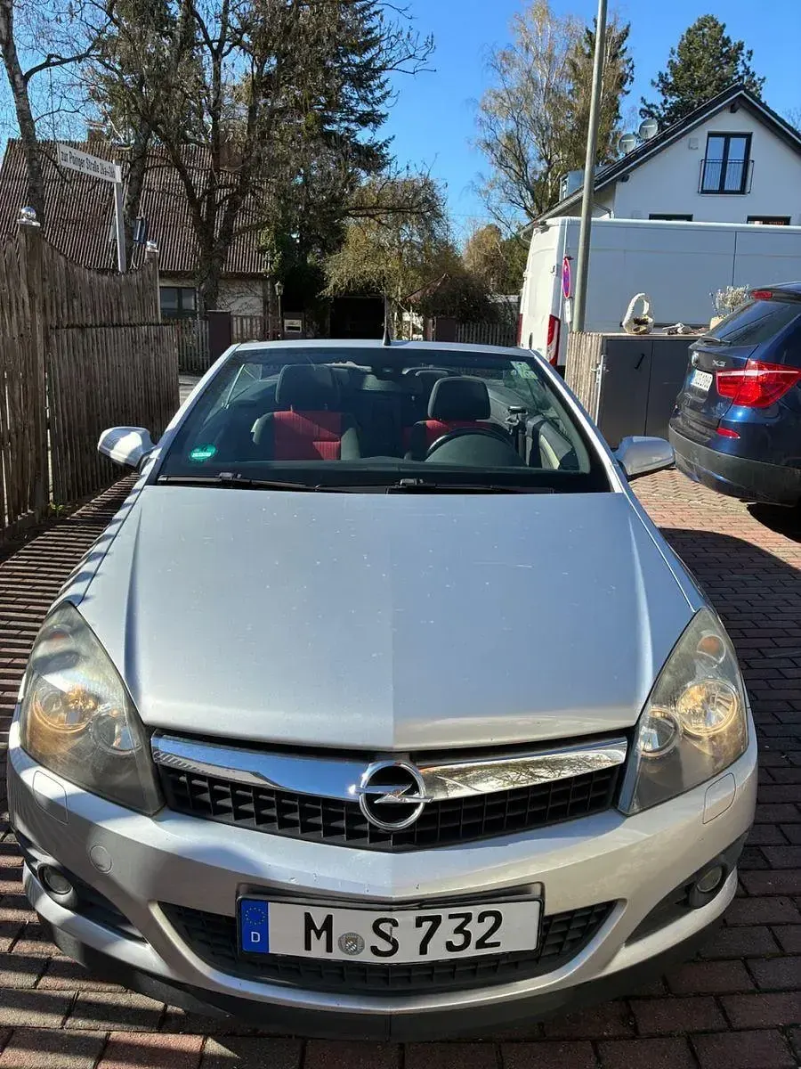 Gebraucht Opel Astra Cabriolet Edition 105 PS (77 kW) 2007 Silber Cabrio