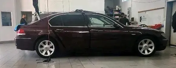 Gebraucht BMW 730L 231 PS (169 kW) 2007 Rot Limousine