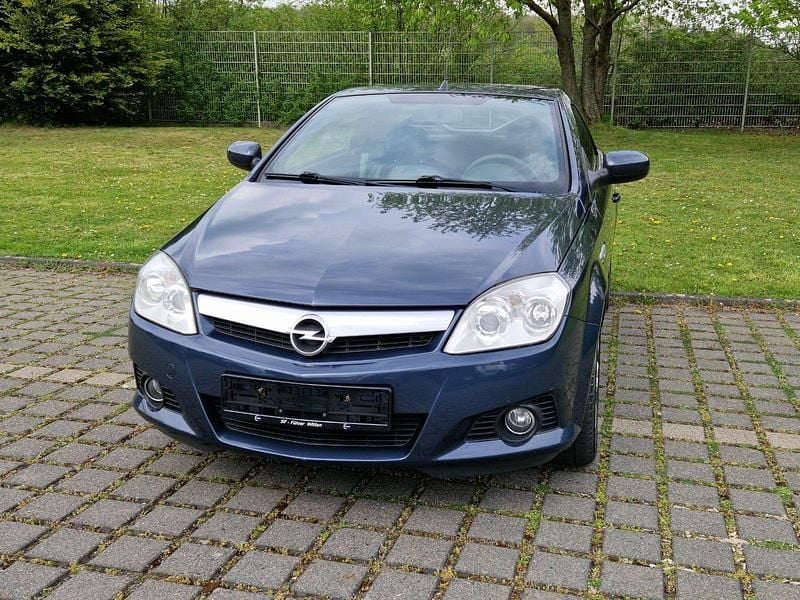 Gebraucht Opel Tigra Edition 90 PS (66 kW) 2009 Blau Cabrio