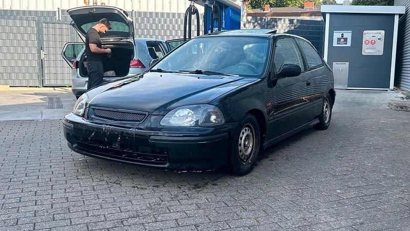Schwarz Gebraucht 1997 Honda Civic Kleinwagen | 999 € (Superpreis) - Bild 1/4