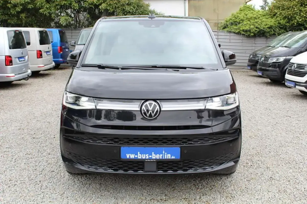 Używany VW Multivan Style 150 KM (110 kW) 2022 Czarny Minivan