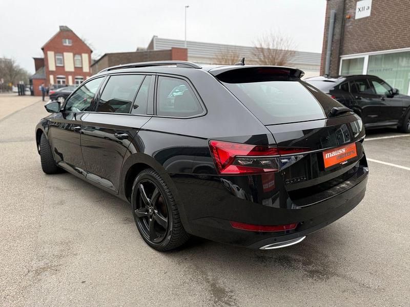 Gebraucht Skoda Superb SportLine 156 PS (114 kW) 2021 Schwarz Kombi