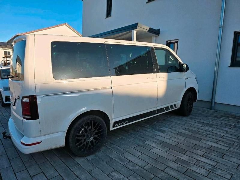Używany VW T6 204 KM (150 kW) 2017 Biały Van