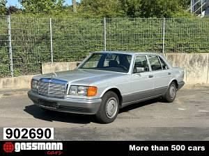 Silber Gebraucht 1989 Mercedes 300 Limousine | 14.900 € - Bild 1/4