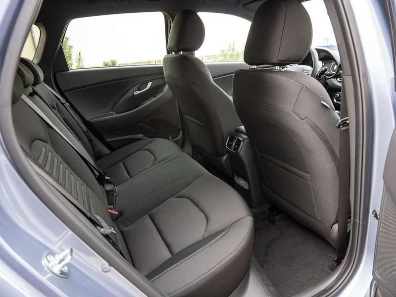 Gebraucht Hyundai i30 Advantage 101 PS (74 kW) 2025 Meta blue Kombi