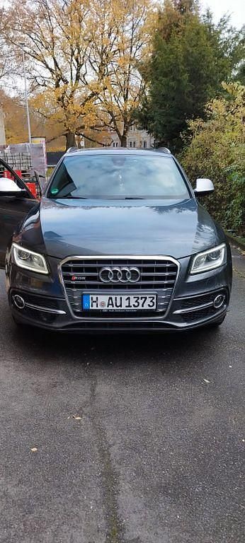 Grau Gebraucht 2015 Audi SQ5 Sport SUV | 25.000 € (Fairer Preis) - Bild 1/4