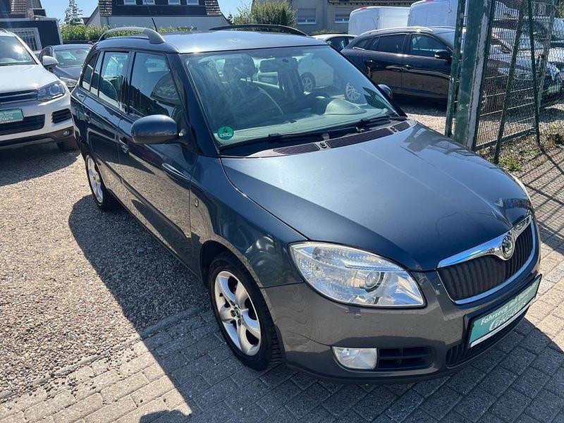 Grau Gebraucht 2009 Skoda Fabia Style Kombi | 1.999 € (Superpreis) - Bild 1/4
