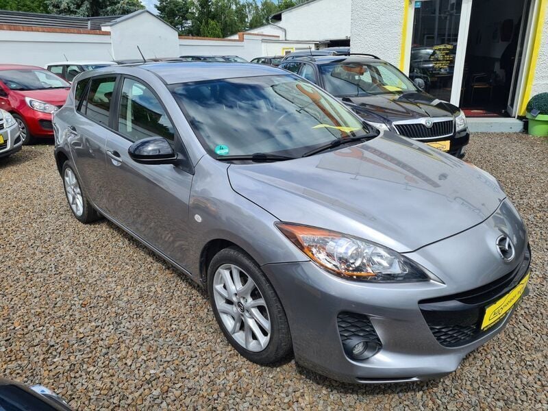 Gebraucht Mazda 3 Kenko 105 PS (77 kW) 2013 Silber Limousine