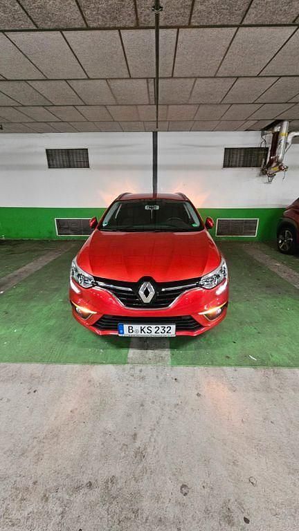 Rot Gebraucht 2019 Renault Mégane IV LIMITED Limousine | 13.999 € (Guter Preis) - Bild 1/4