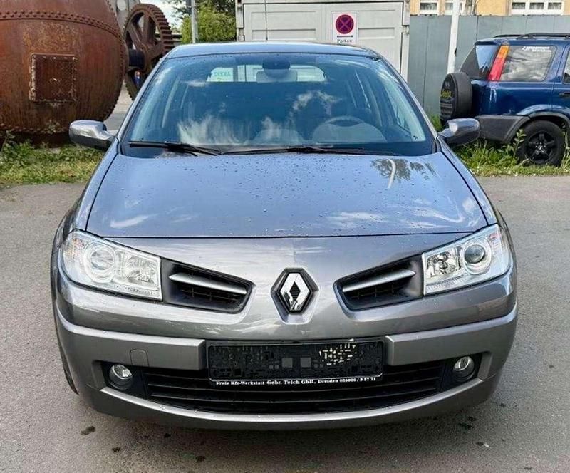 Gebraucht Renault Mégane II Exception 111 PS (81 kW) 2008 Grau Limousine