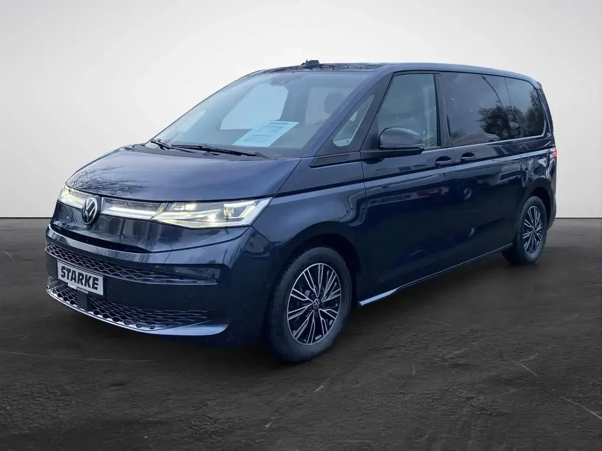 Gebraucht VW Multivan Goal 150 PS (110 kW) 2025 Starlight blue metallic Van / Kleinbus