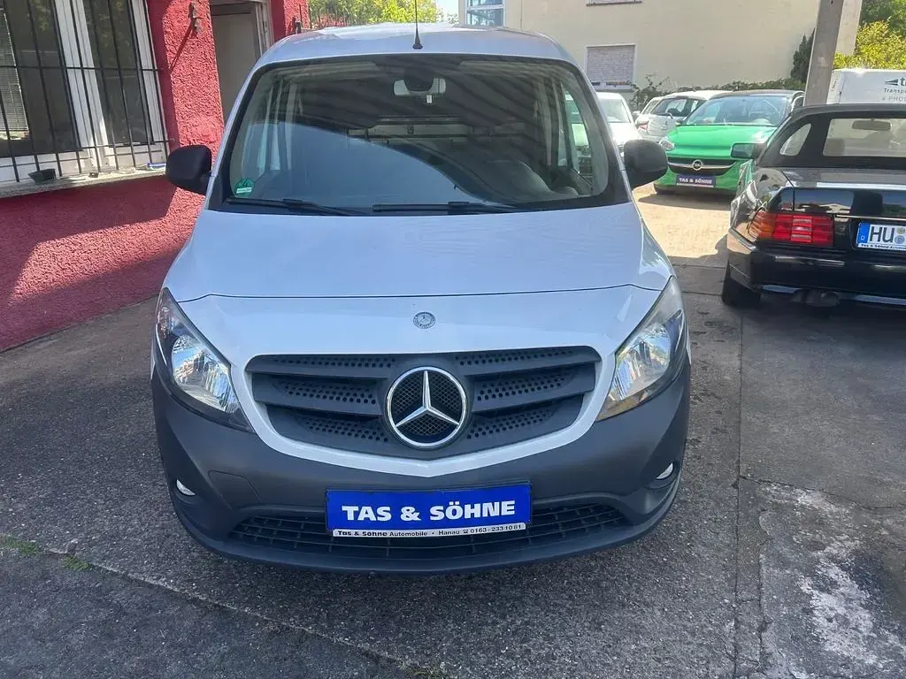 Gebraucht Mercedes Citan 109 90 PS (66 kW) 2019 Weiß Van / Kleinbus
