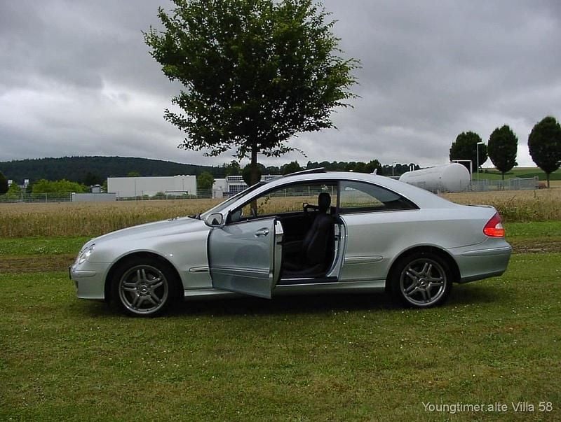 Gebraucht Mercedes CLK280 Elegance 231 PS (169 kW) 2006 Andere farben Coupé