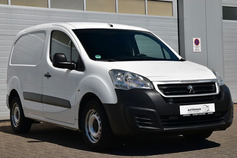 Lack weiss banquise/deckende l Gebraucht 2018 Peugeot Partner Van / Kleinbus | 7.999 € (Fairer Preis) - Bild 1/4