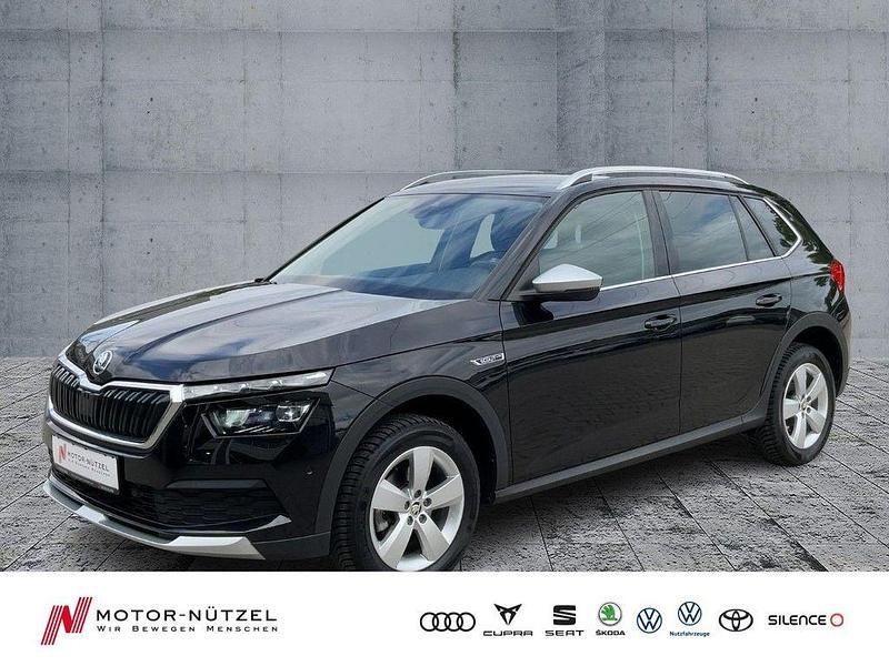 Schwarz Gebraucht 2022 Skoda Kamiq ScoutLine SUV | 23.360 € (Fairer Preis) - Bild 1/4