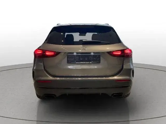 Gebraucht Mercedes GLA220 190 PS (139 kW) 2025 SUV