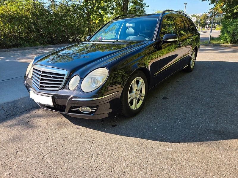 Schwarz Gebraucht 2007 Mercedes E220 Avantgarde Kombi | 2.800 € (Superpreis) - Bild 1/4
