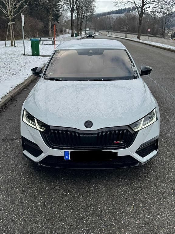 Gebraucht Skoda Octavia RS 245 PS (180 kW) 2023 Weiß Limousine