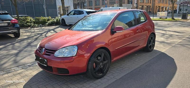 Gebraucht VW Golf IV 105 PS (77 kW) 2006 Rot Limousine