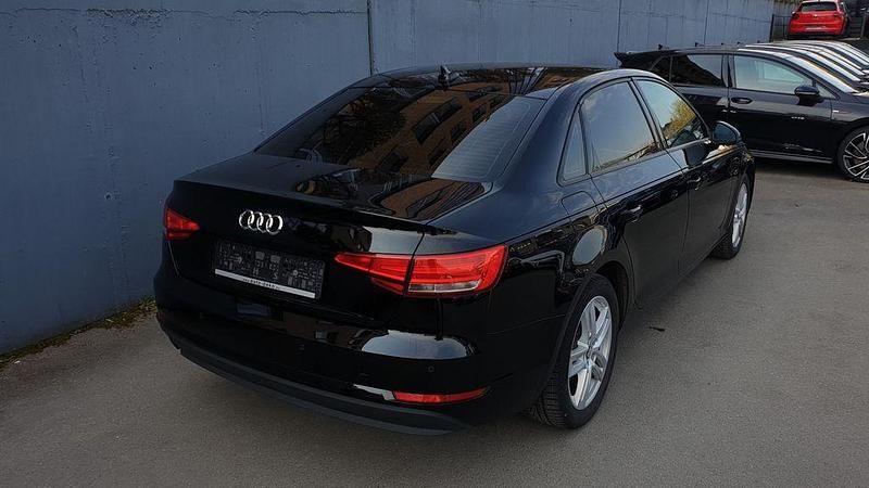 Gebraucht Audi A4 Premium 150 PS (110 kW) 2016 Schwarz Limousine