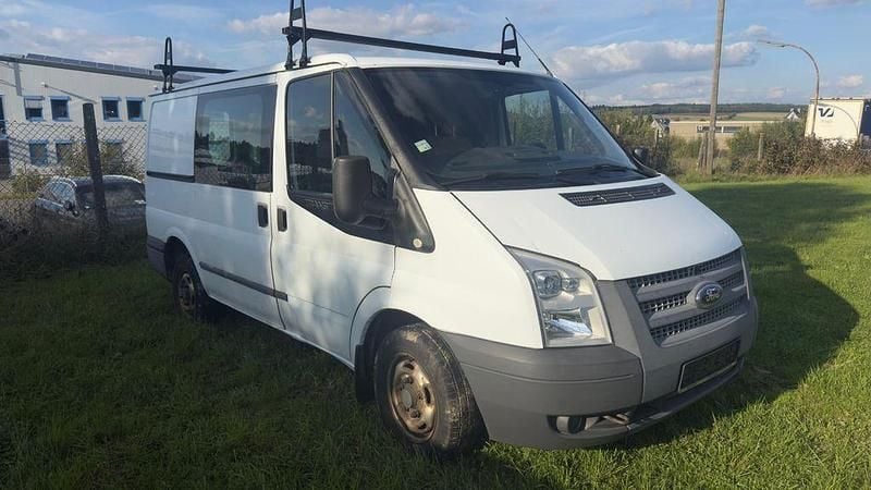 Gebraucht Ford Tourneo 101 PS (74 kW) 2012 Weiß Van / Kleinbus