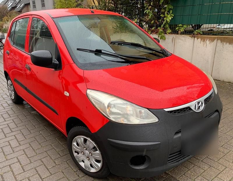 Gebraucht Hyundai i10 67 PS (49 kW) 2009 Rot Kleinwagen