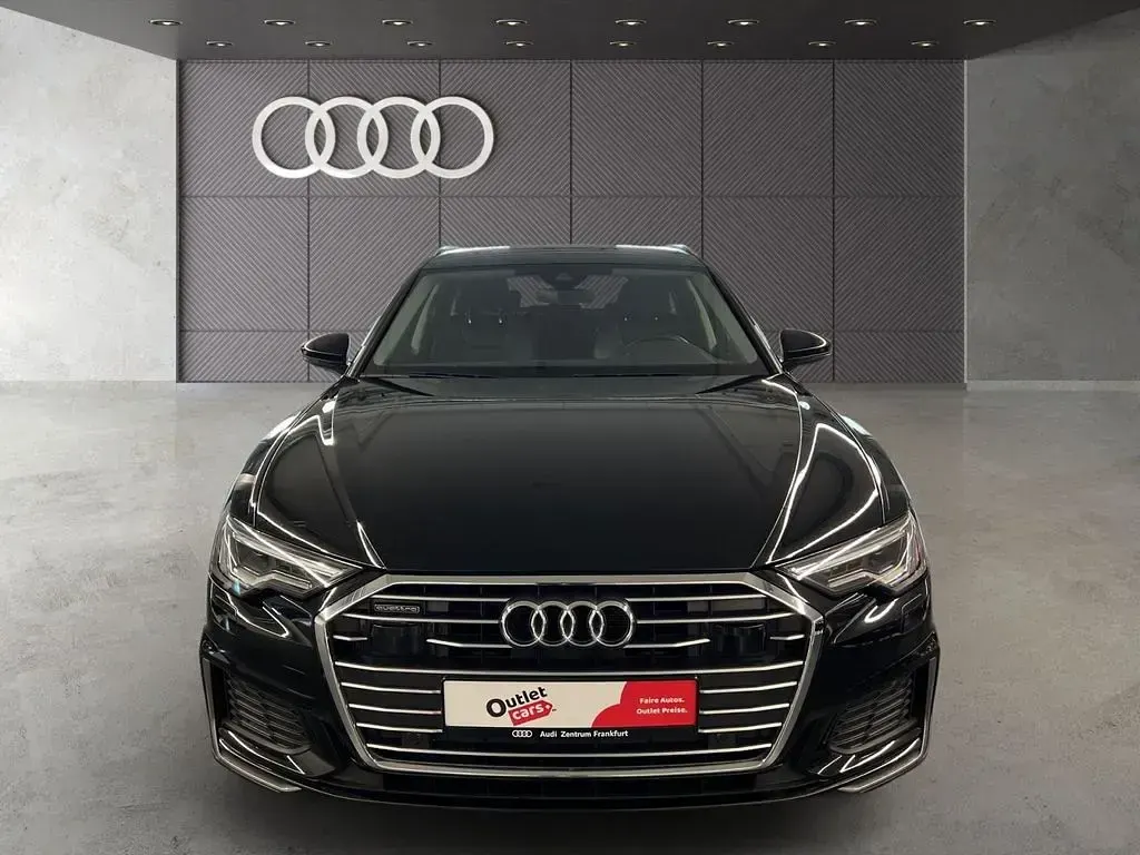 Gebraucht Audi A6 Sport 367 PS (269 kW) 2022 Mythosschwarz metallic Kombi