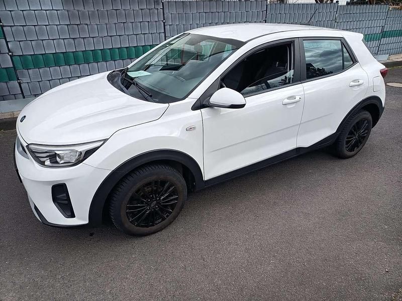 Gebraucht Kia Stonic Edition 7 84 PS (61 kW) 2018 Weiß SUV