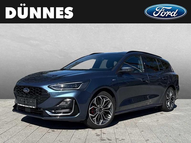 Silber (polarsilber metallic) Gebraucht 2020 Ford Focus Cool & Connect Kombi | 25.875 € - Bild 1/4