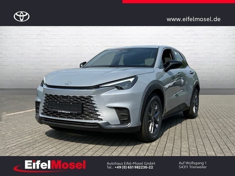 Neu Lexus LBX 136 PS (100 kW) 2025 Grau SUV
