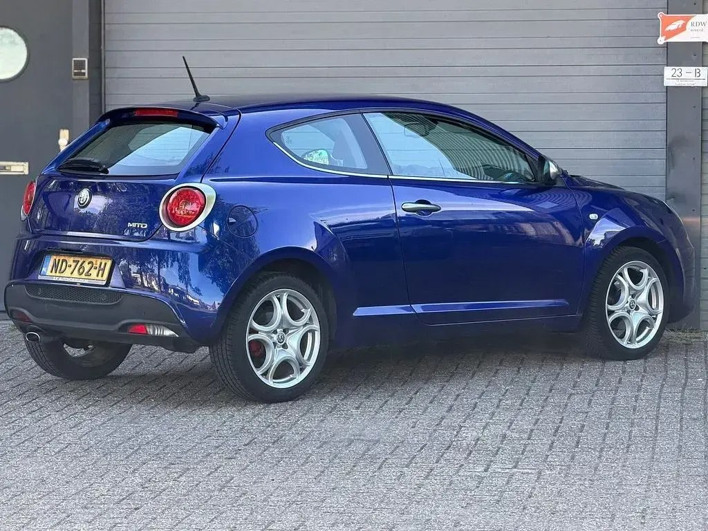 Gebraucht Alfa Romeo MiTo Super 95 PS (69 kW) 2017 Blau Kleinwagen