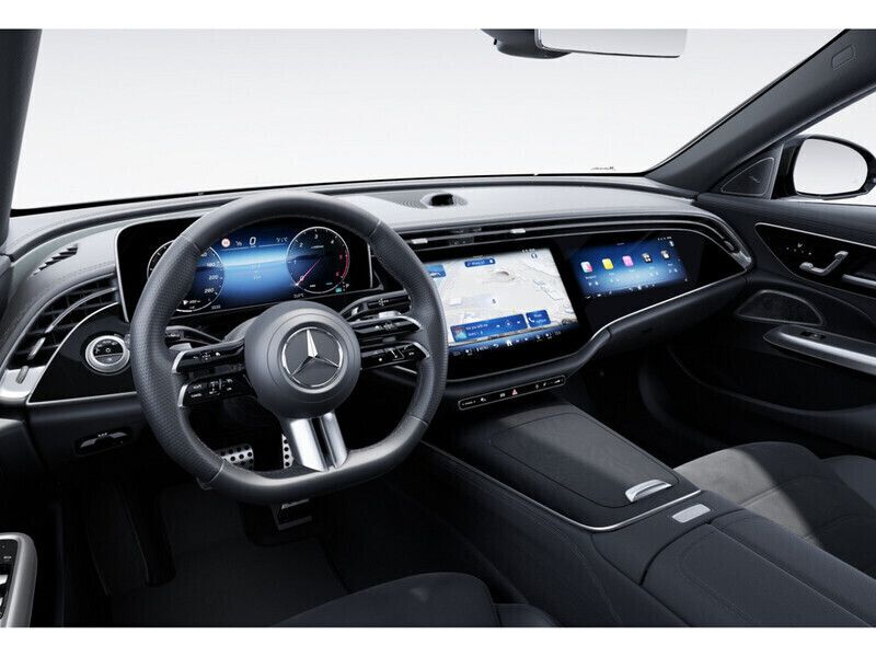 Gebraucht Mercedes E220 Premium 197 PS (144 kW) 2023 Grau / graphitgrau Kombi