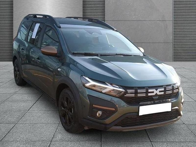 Neu Dacia Jogger Extreme 2025 Grün Van / Kleinbus