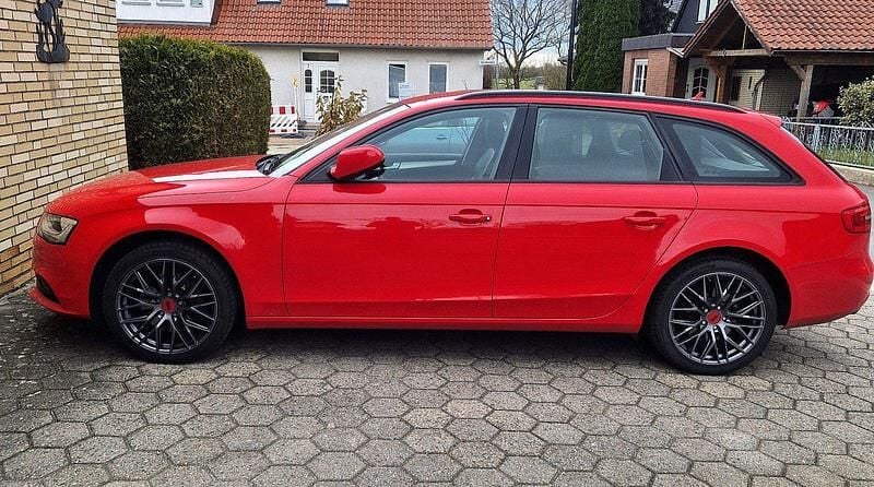 Gebraucht Audi A4 245 PS (180 kW) 2012 Rot Kombi