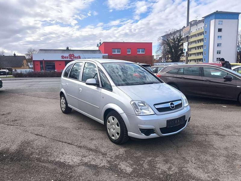 Gebraucht Opel Meriva Edition 90 PS (66 kW) 2009 Starsilber iii m2 Van / Kleinbus