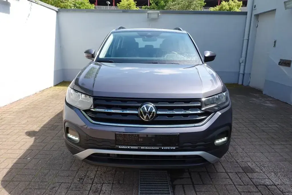 Gebraucht VW T-Cross Life 150 PS (110 kW) 2023 Grau SUV