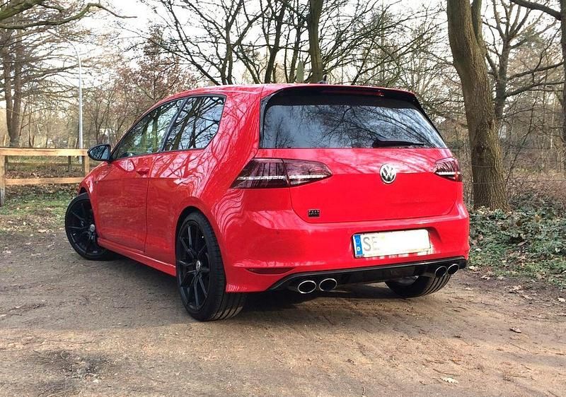 Gebraucht VW Golf VII R 300 PS (220 kW) 2015 Rot Limousine