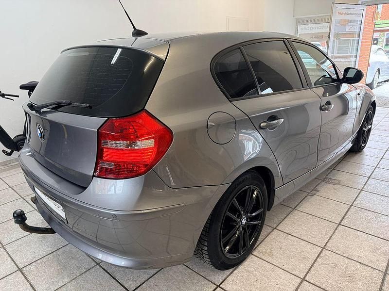 Gebraucht BMW 116 Advantage 116 PS (85 kW) 2010 Grau Kleinwagen