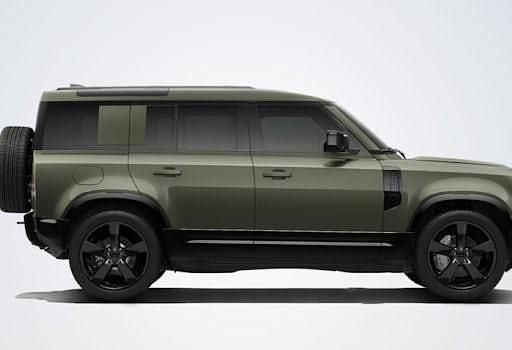 Neu Land Rover Defender SE Dynamic 250 PS (183 kW) 2026 Woolstone green SUV