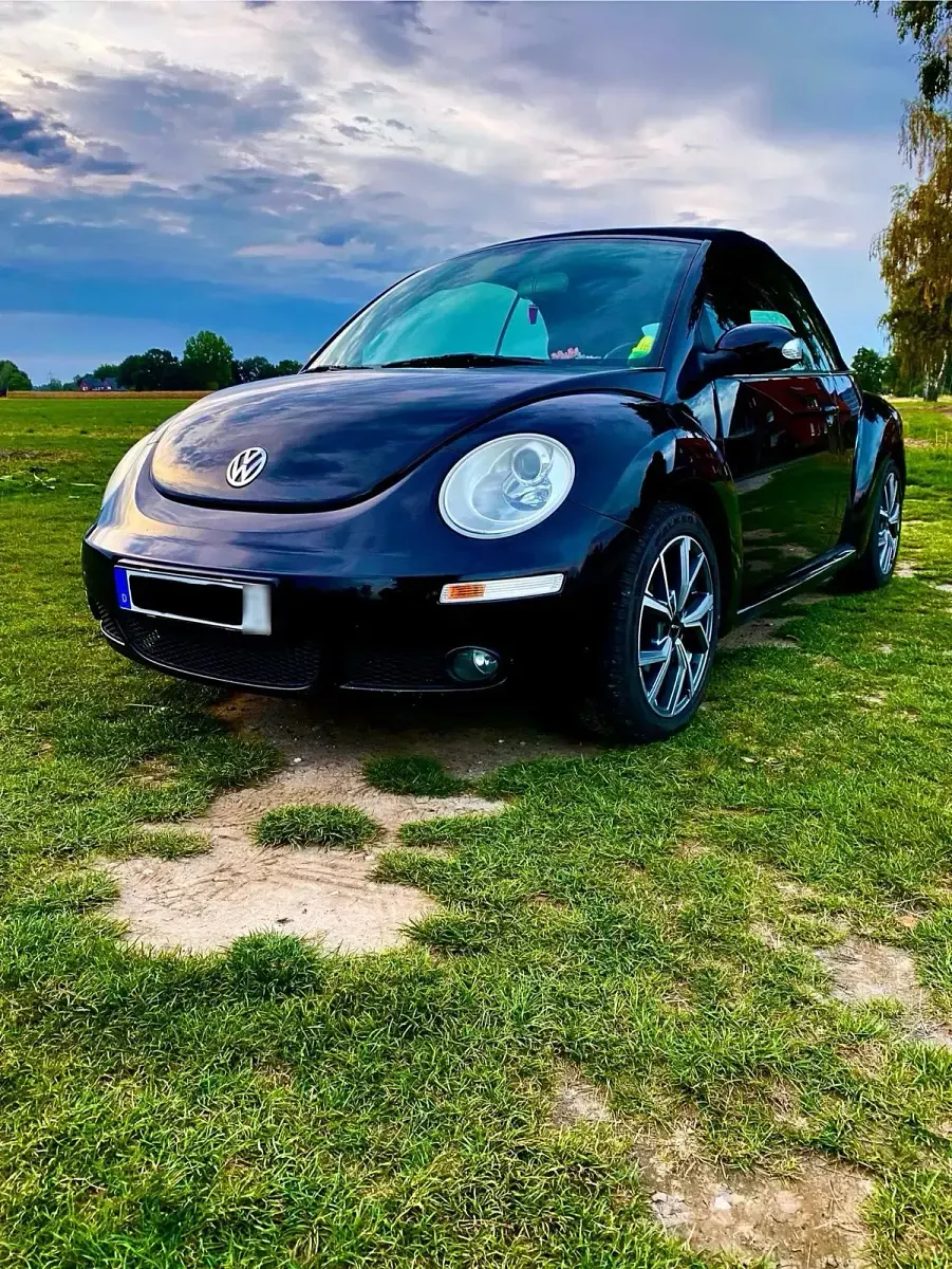 Gebraucht VW New Beetle 110 PS (80 kW) 2007 Schwarz Kleinwagen