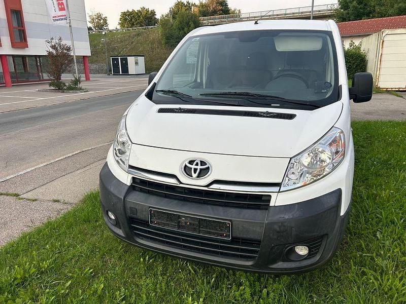 Weiß Gebraucht 2015 Toyota Proace Van | 3.599 € (Superpreis) - Bild 1/4