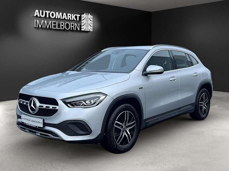Gebraucht Mercedes GLA250 218 PS (160 kW) 2021 Silber SUV