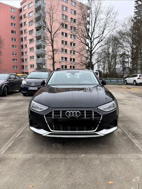 Schwarz Gebraucht 2020 Audi A4 Allroad Kombi | 20.499 € (Guter Preis) - Bild 1/4