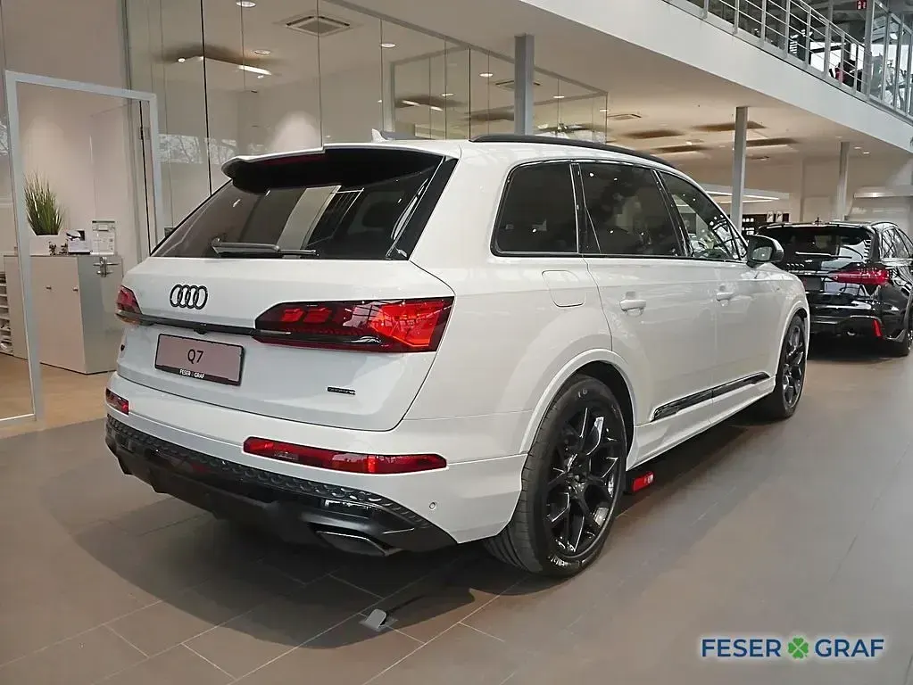 Gebraucht Audi Q7 S-Line 286 PS (210 kW) 2025 Gletscherweiß SUV